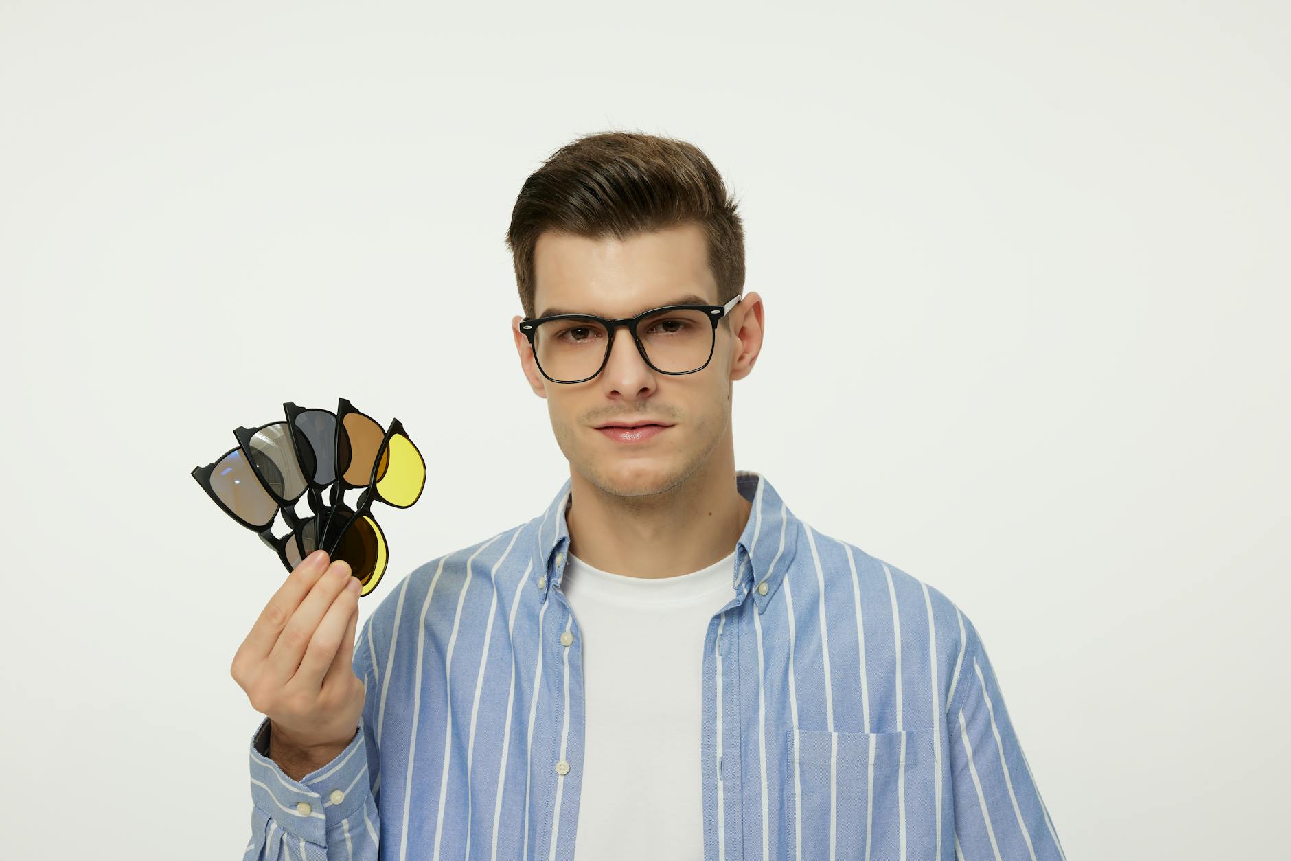 Modern smart glasses displaying augmented reality interface for language translation