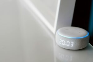 How to Set Up Home Assistant with Matter Integration for Smart Device Control Modern smart home devices and control panel setup on wooden desk