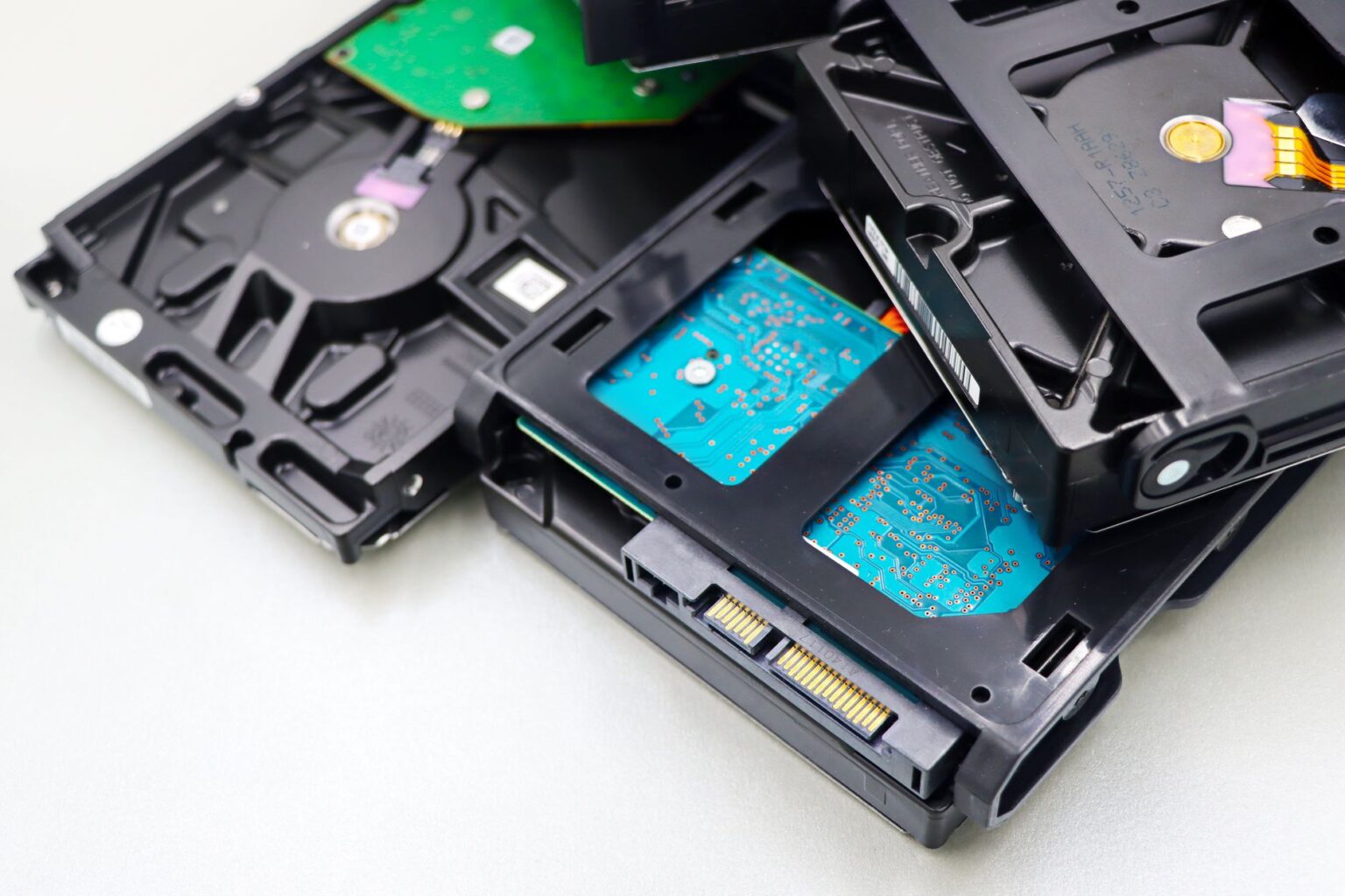Multiple hard drives installed in a server rack enclosure